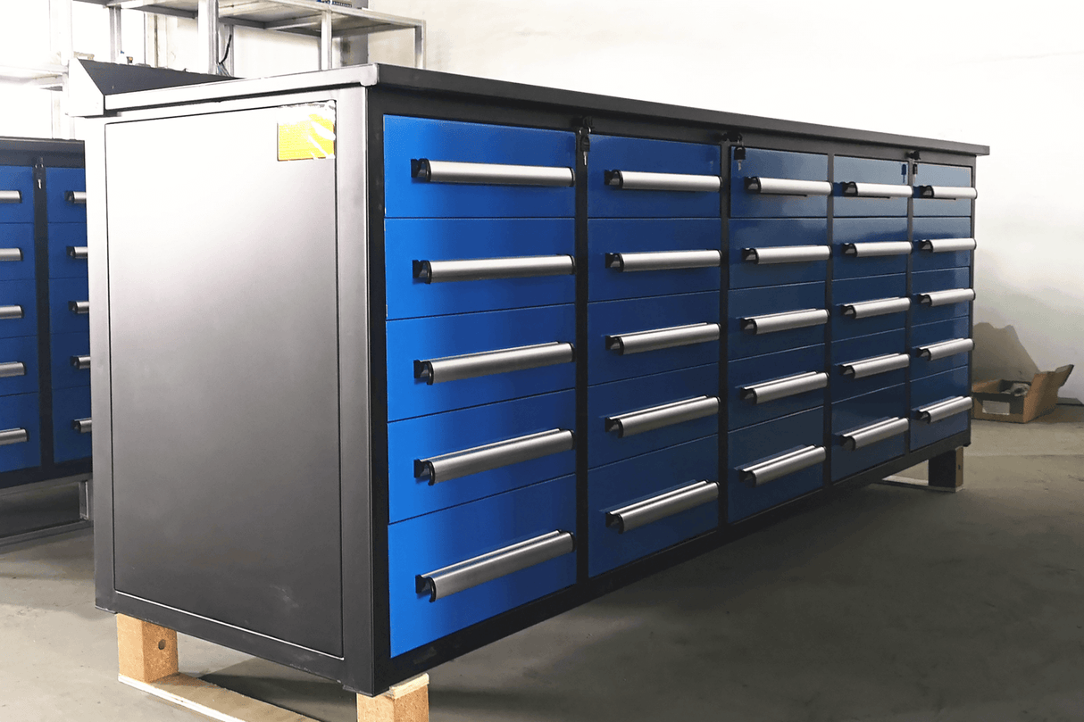 10' Heavy Duty Workbench with 25 Drawers