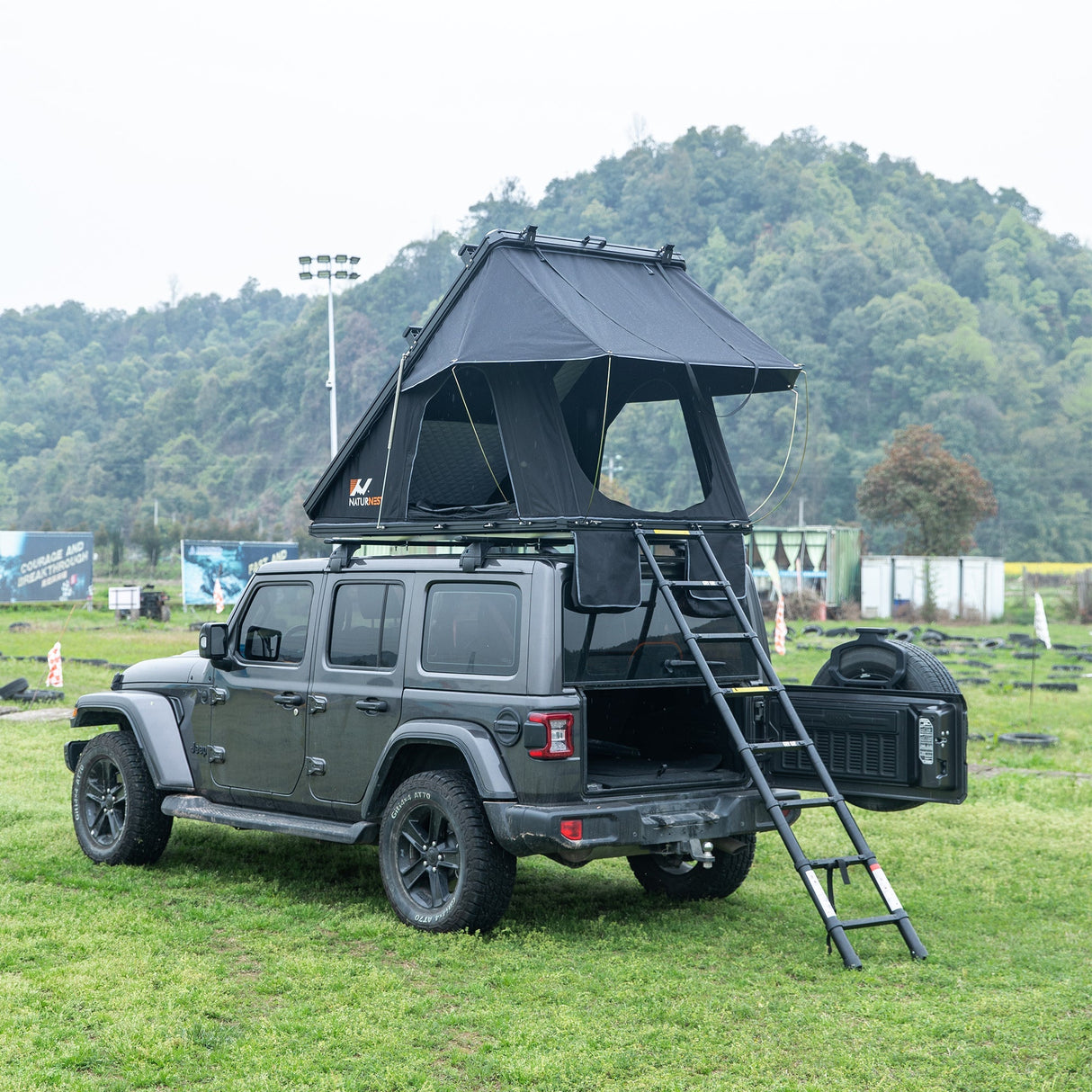 Naturnest Polaris Plus Triangle Car Roof Top Tent