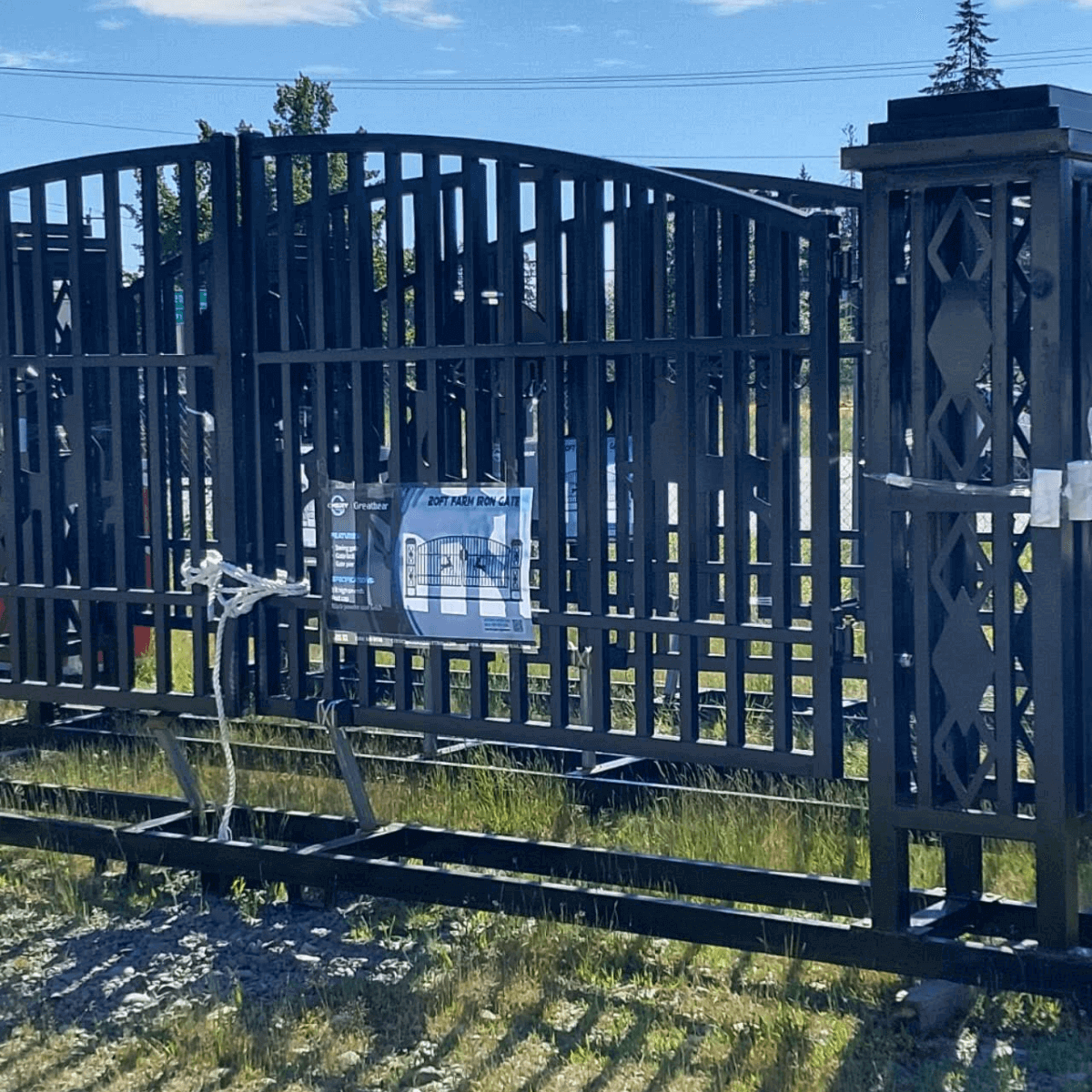 20ft Wrought Steel Garden Driveway Gate with Post