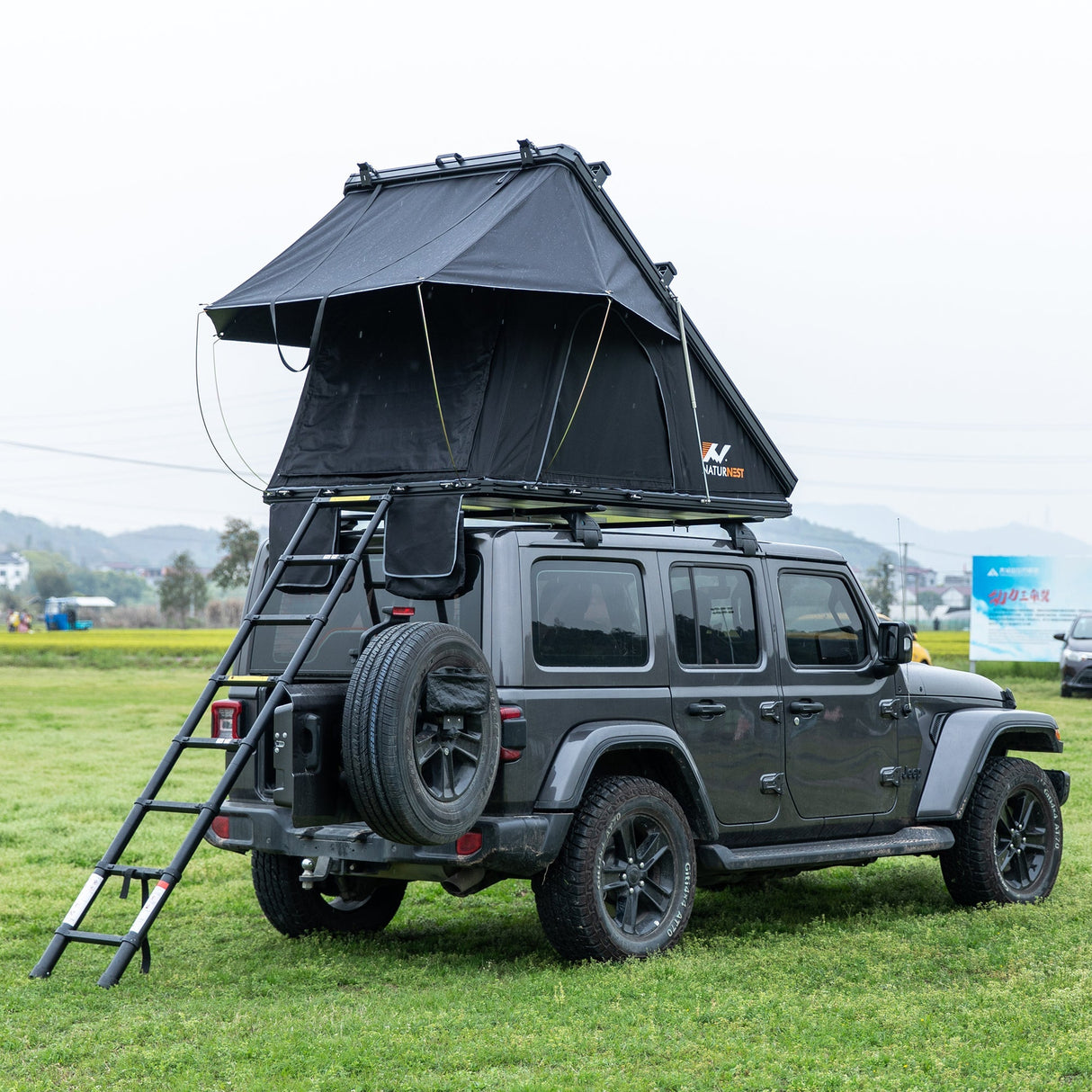 Naturnest Polaris Plus Triangle Car Roof Top Tent