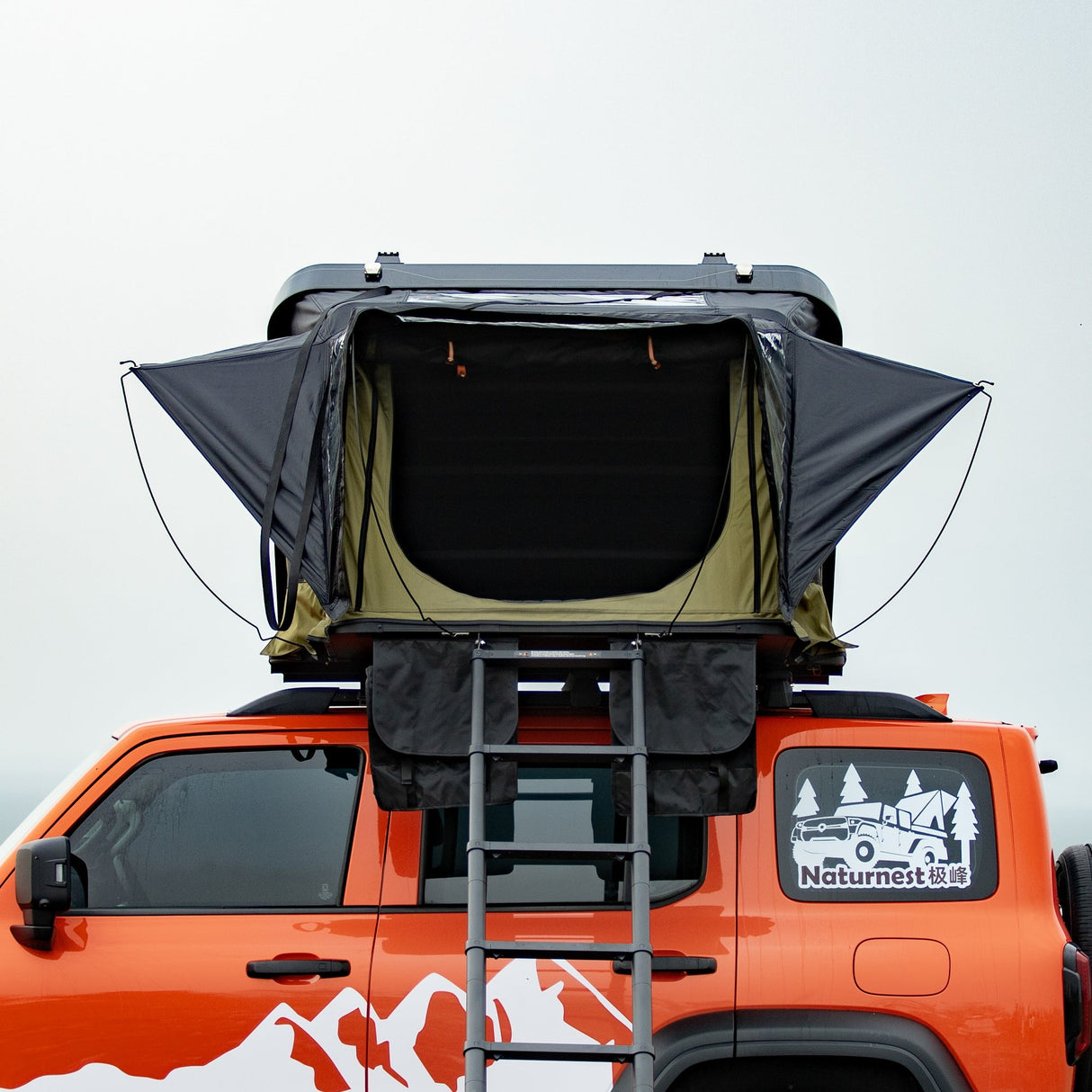 Naturnest Sirius 1 Plus XXL Clamshell Rooftop Tent