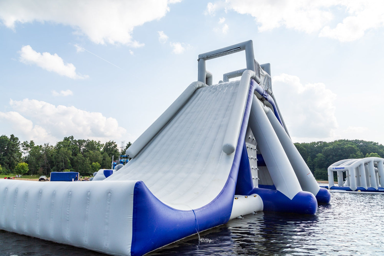 Aquaglide El Jefe Inflatable Water Park