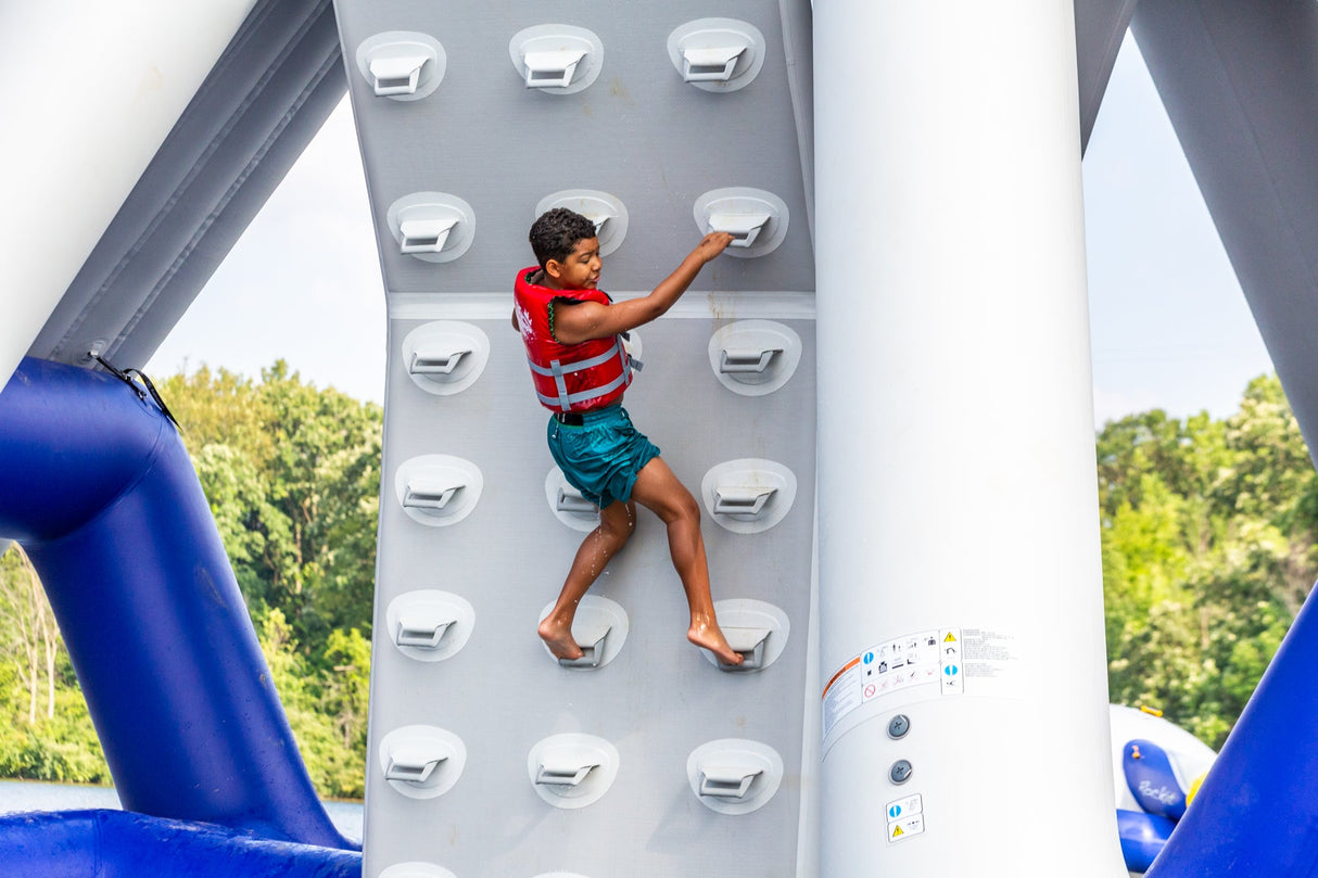 Aquaglide El Jefe Inflatable Water Park