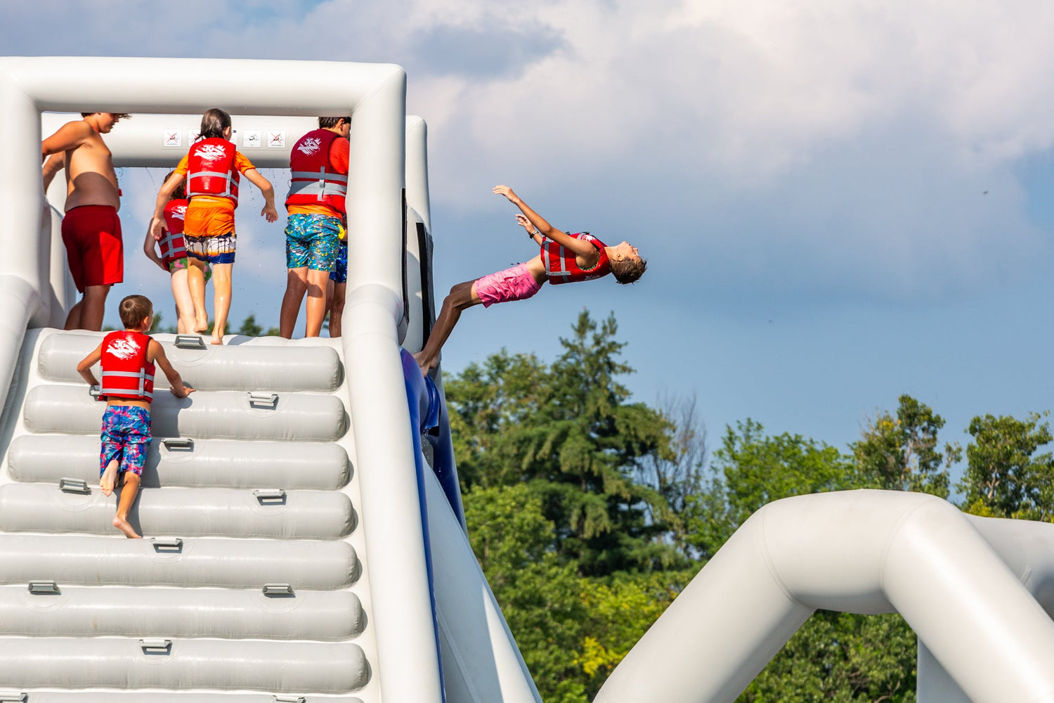 Aquaglide El Jefe Inflatable Water Park