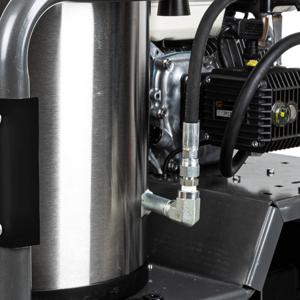 BE Power 3000PSI 3.0GPM Hot Water Pressure Washer with Honda GX200 Engine and General Triplex Pump - HW2765HG