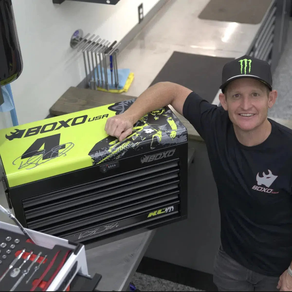 MotoBox | Ricky Carmichael 26" 5-Drawer Portable Tool Box with 103-Piece Metric Motorcycle Tool Set