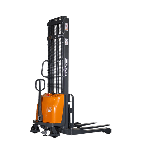 Ekko EA15A 3300lbs Semi-Electric Straddle Stacker
