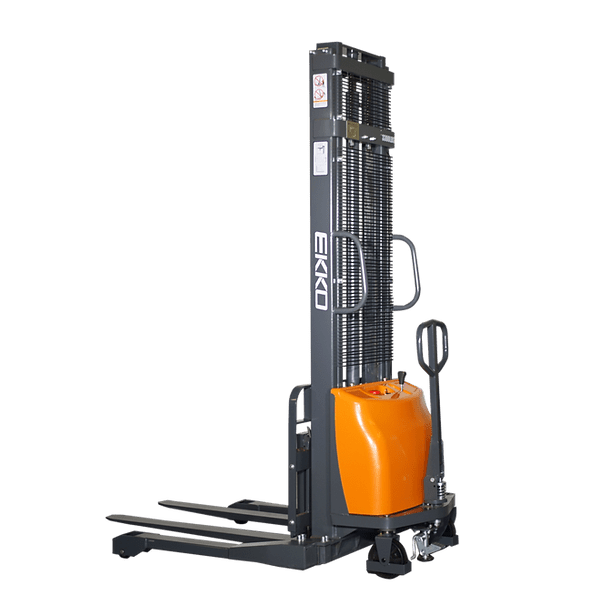 Ekko EA15A 3300lbs Semi-Electric Straddle Stacker