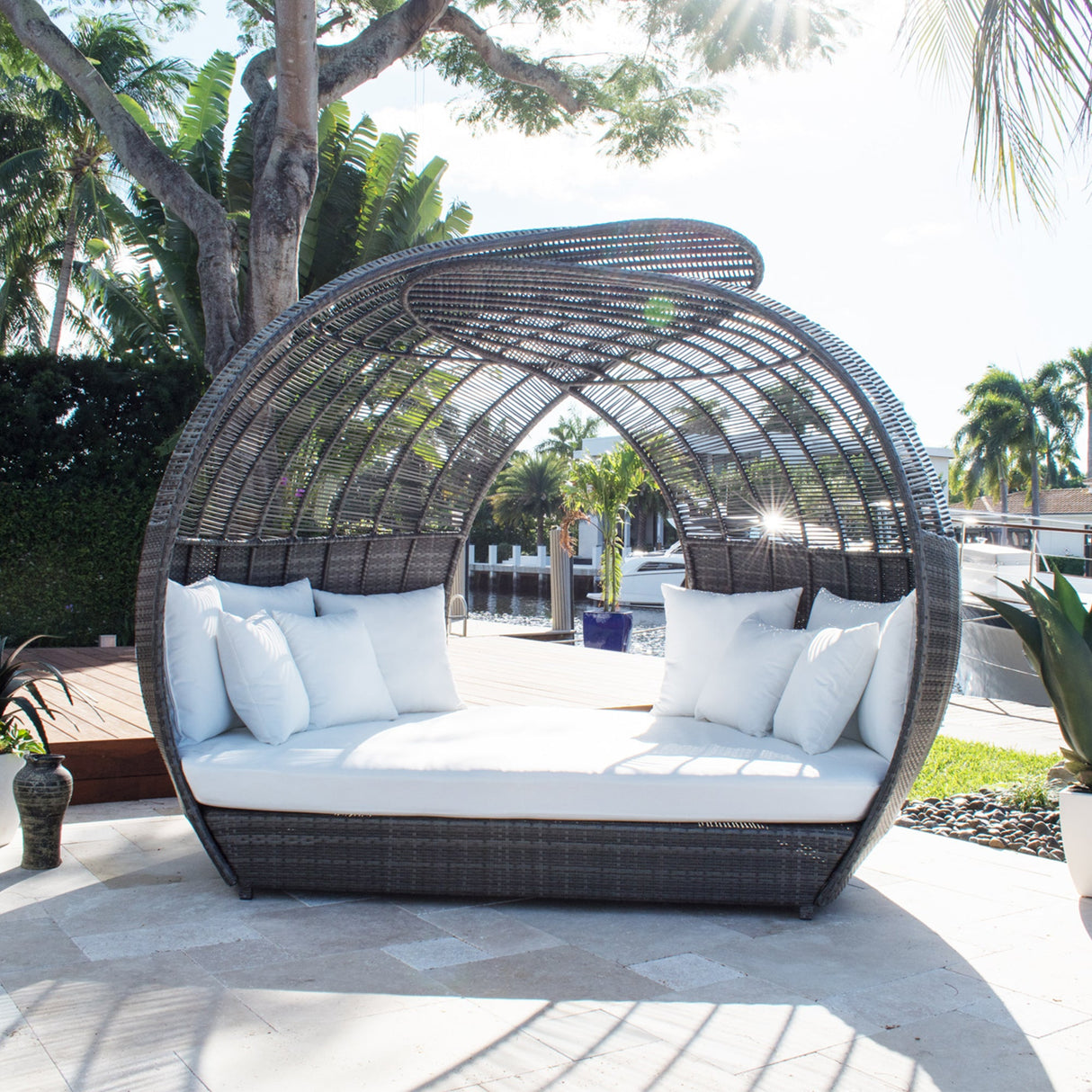 Panama Jack Banyan Daybed