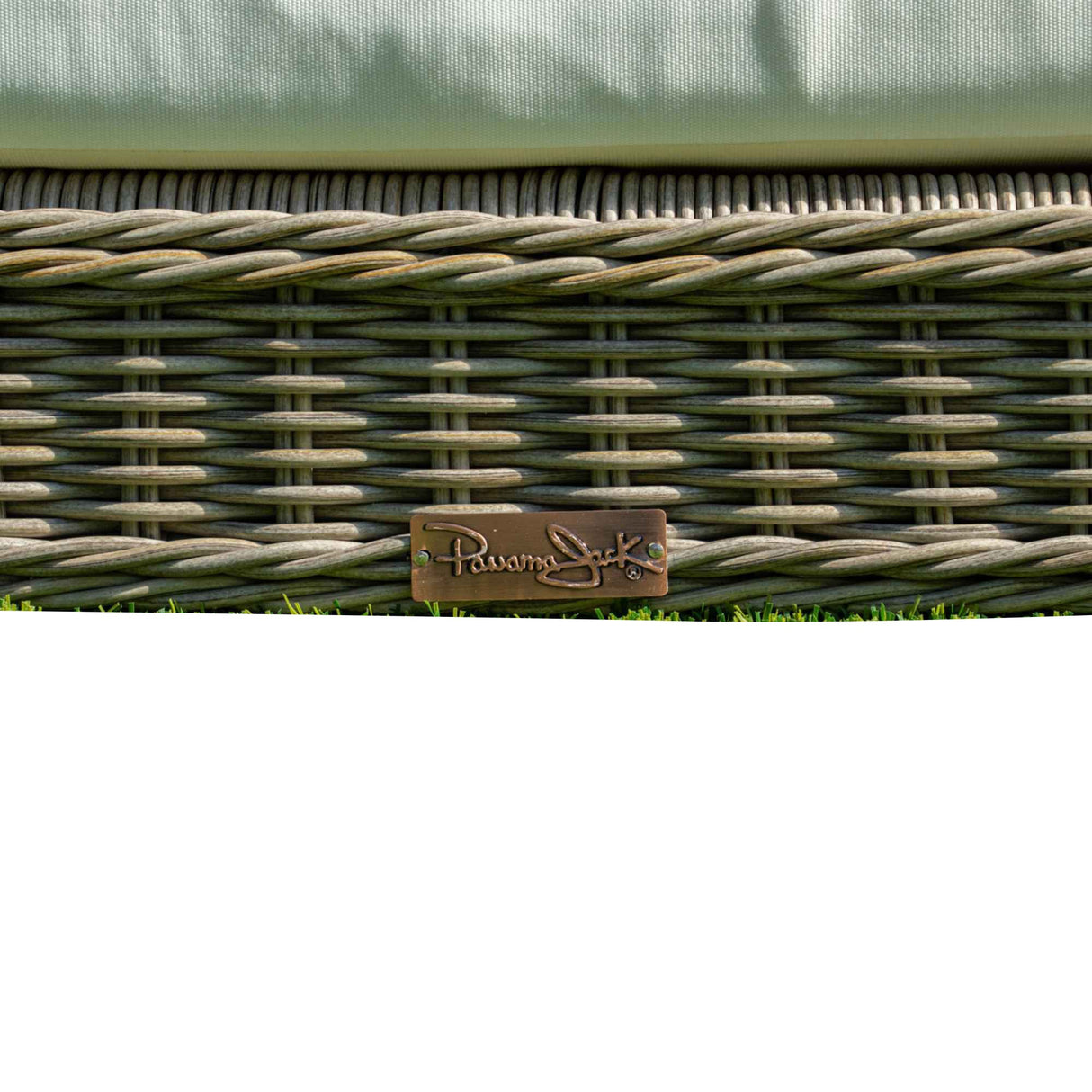 Panama Jack Haven Daybed with Cushions