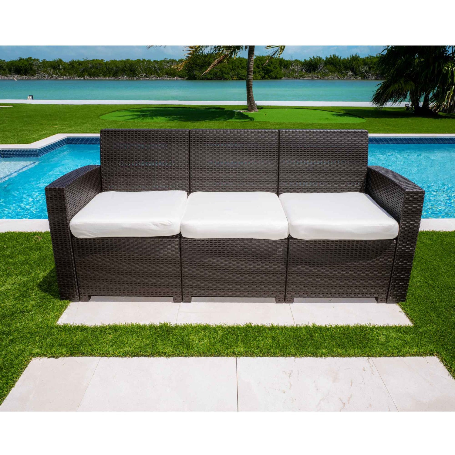 Plastique Sofa w/cushions