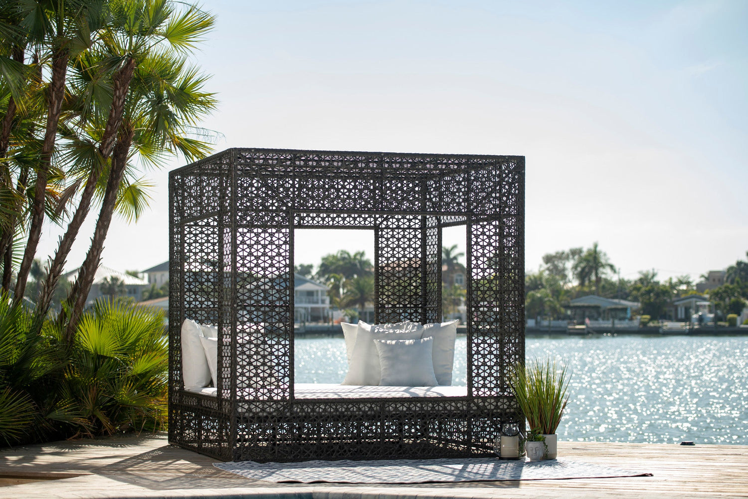 Panama Jack Serenity Square Daybed