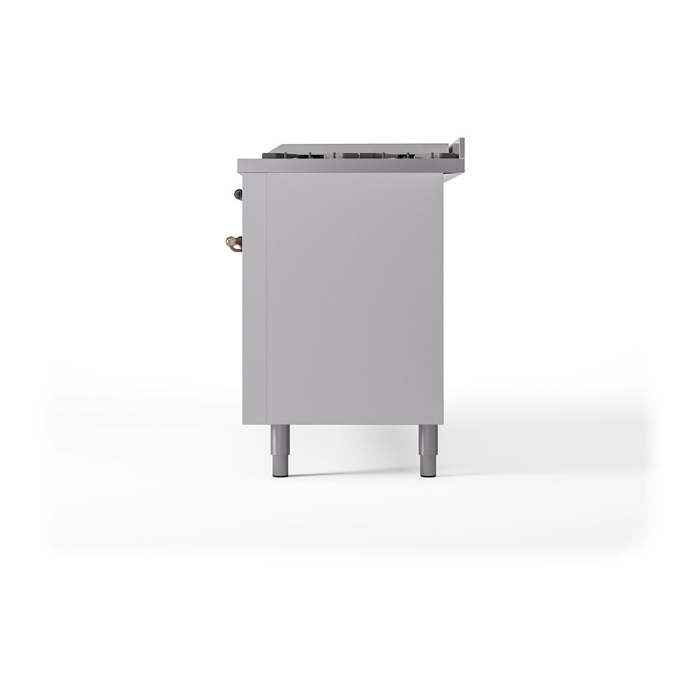ILVE 60-Inch Nostalgie II Noblesse Propane Gas Dual Fuel Range with 9 Sealed Burners, Griddle, and Solid Door Oven in White with Bronze Trim (UN60FQNMPWHBLP)