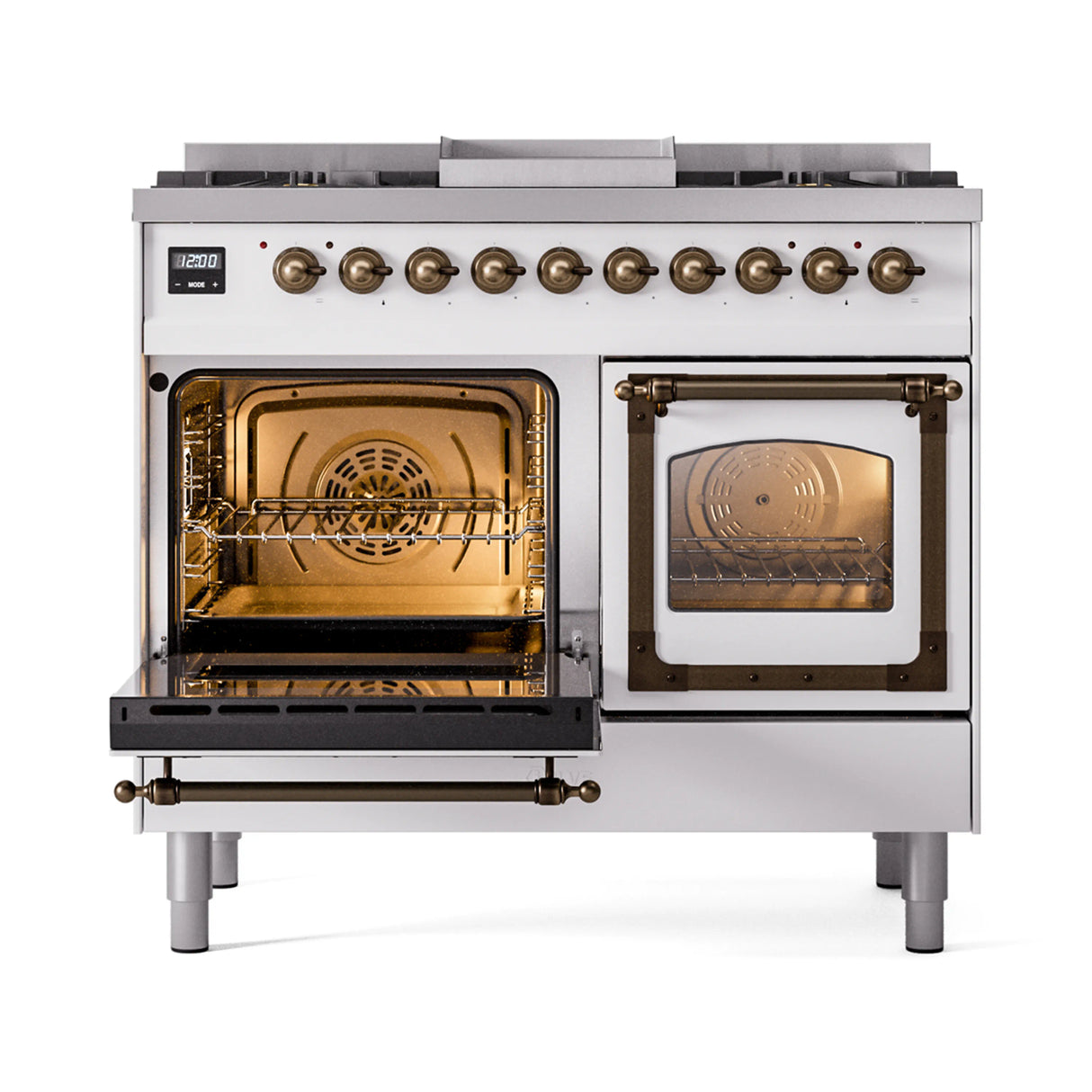 ILVE 40-Inch Nostalgie II Noblesse Natural Gas Dual Fuel Range with Triple Glass Door Oven in White with Bronze Trim (UND40FNMPWHB)