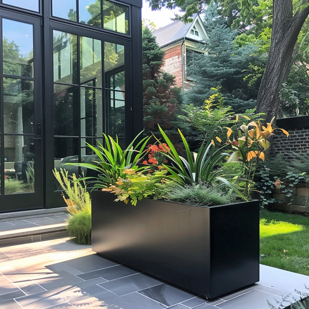 The Addison Planter