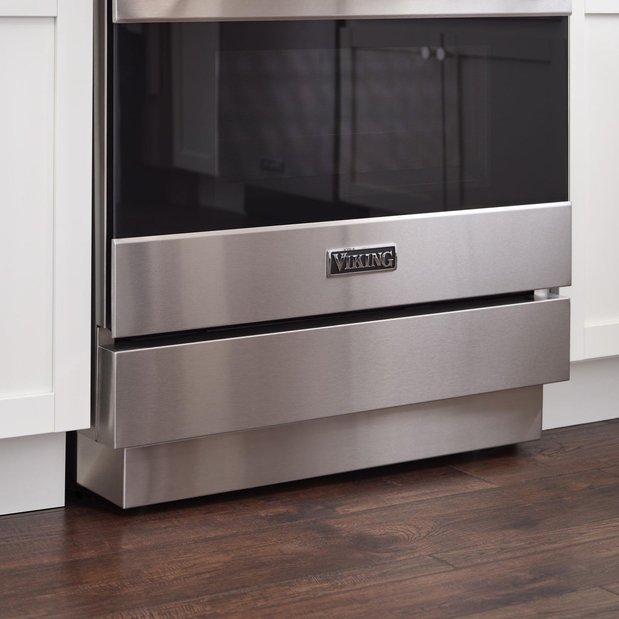 VIKING RVGR33025BCS 30" Self-Cleaning Gas Range - RVGR3302 Viking 3 Series Black
