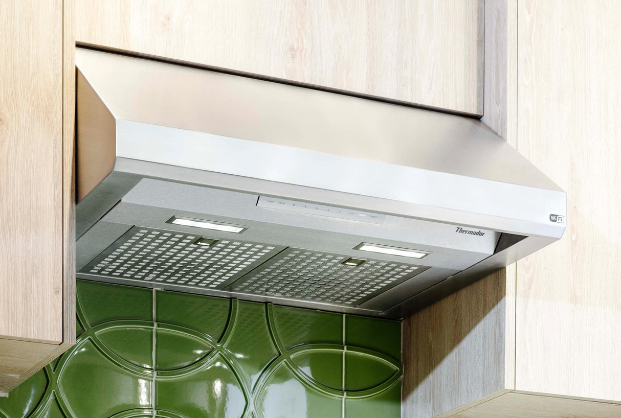 THERMADOR HMWB30WS Masterpiece® Custom Insert Hood in Stainless Steel