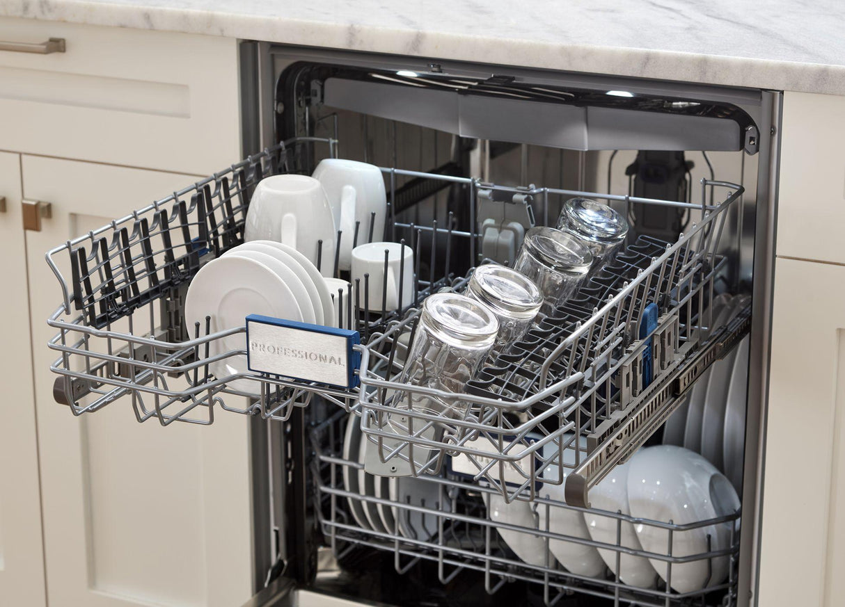 VIKING VDWU724SS 24" Dishwasher w/Installed Professional in Stainless Steel Panel - VDWU724SS in Stainless Steel