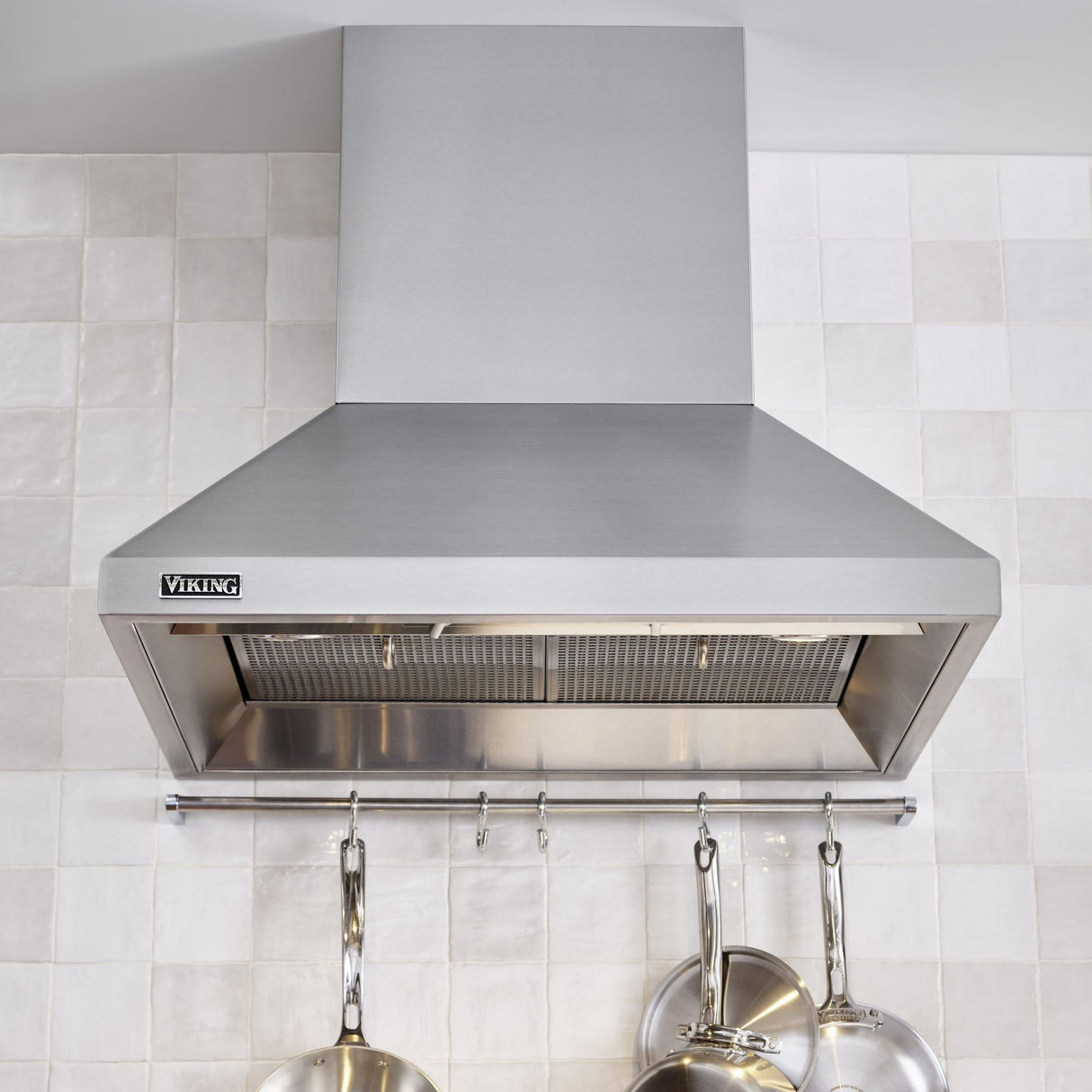 VIKING RVCH330DG 30" Wide Chimney Wall Hood + Ventilator - RVCH Gray