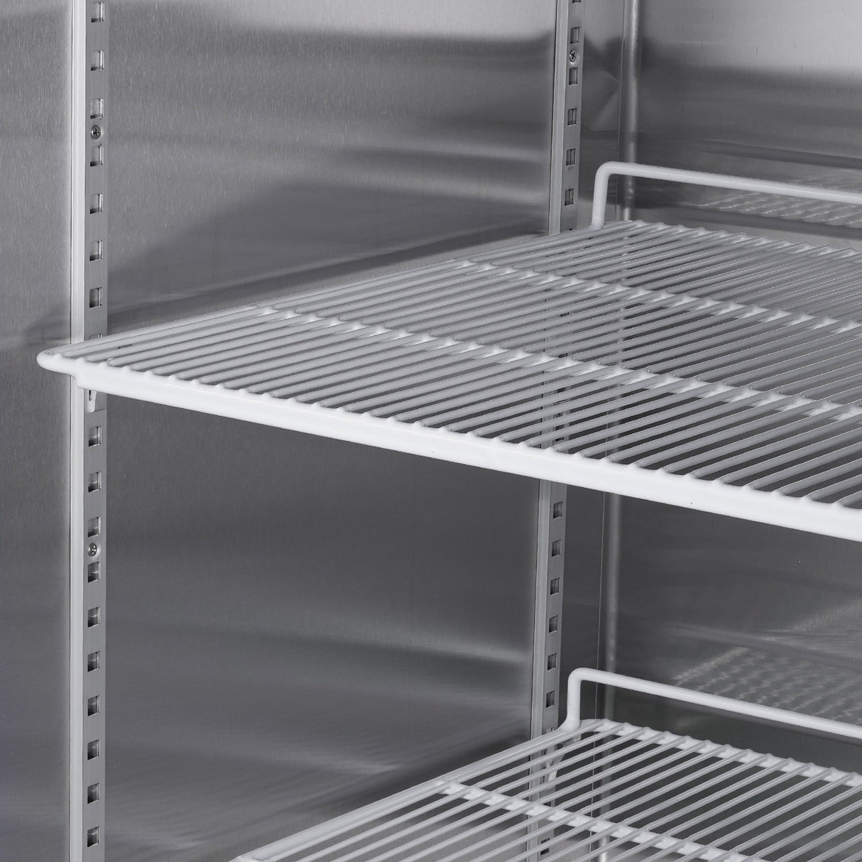 27"W Commercial Freezer 19 cu. ft. Single Solid Door Reach-In Freezer