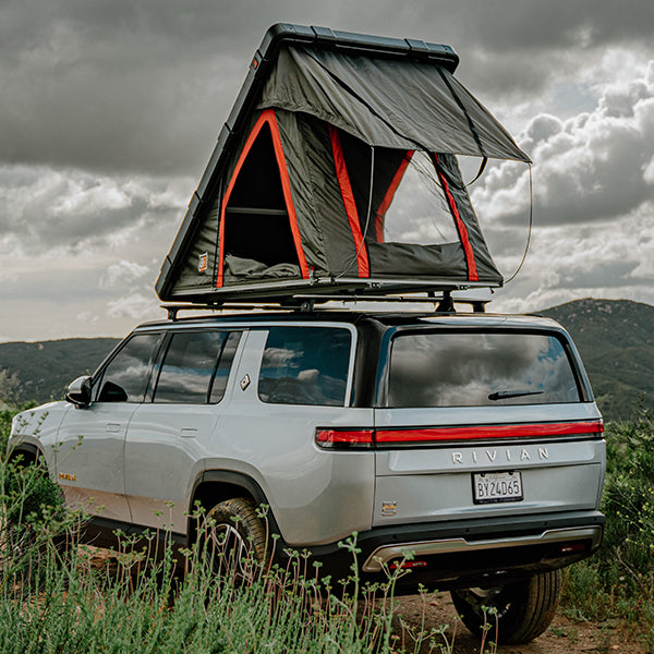 Badass tents 2023 rugged rooftop tent (universal fit) w/ top crossbars