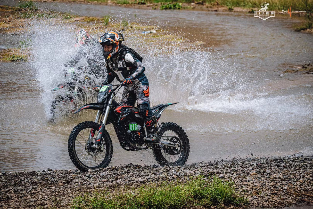 MotoTec | Venom 72V/50Ah 12000W Electric Dirt Bike | MT-Venom-72v-12000w_White