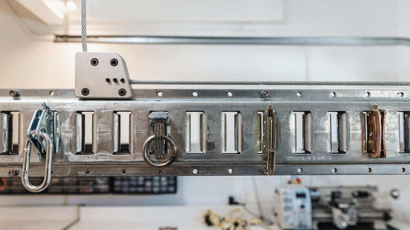 Auxx-One Single Motor Universal Lift