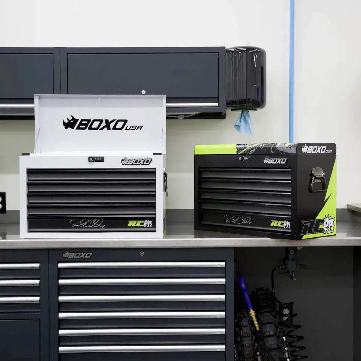 MotoBox | Ricky Carmichael 26" 5-Drawer Portable Tool Box with 103-Piece Metric Motorcycle Tool Set