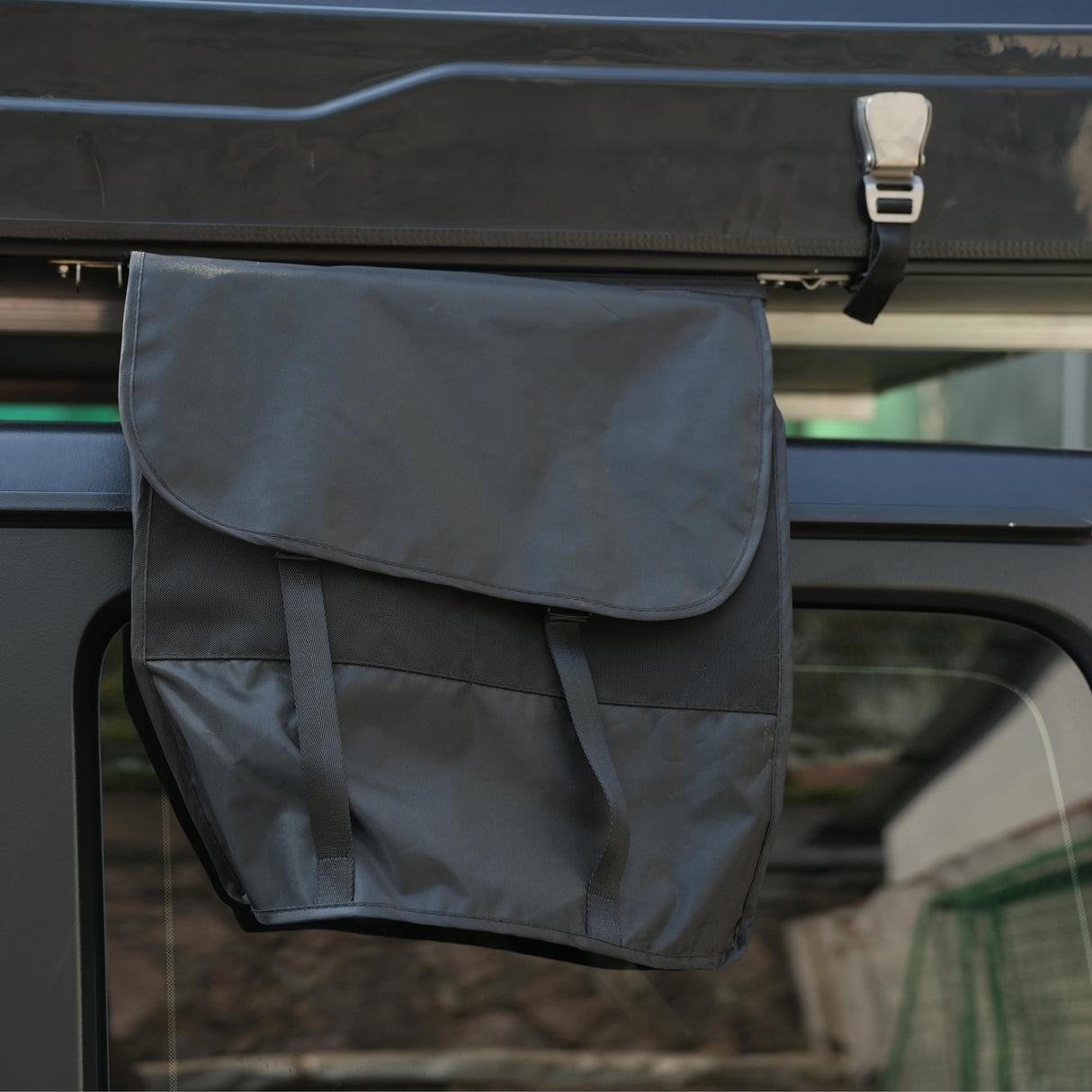 Naturnest Orion Pro Hard Shell Rooftop Tent