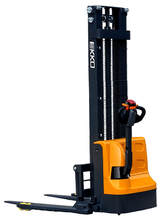 Ekko Full Powered Straddle Stacker EB12E