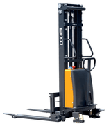 Ekko Semi-Electric Straddle Stacker EA15B