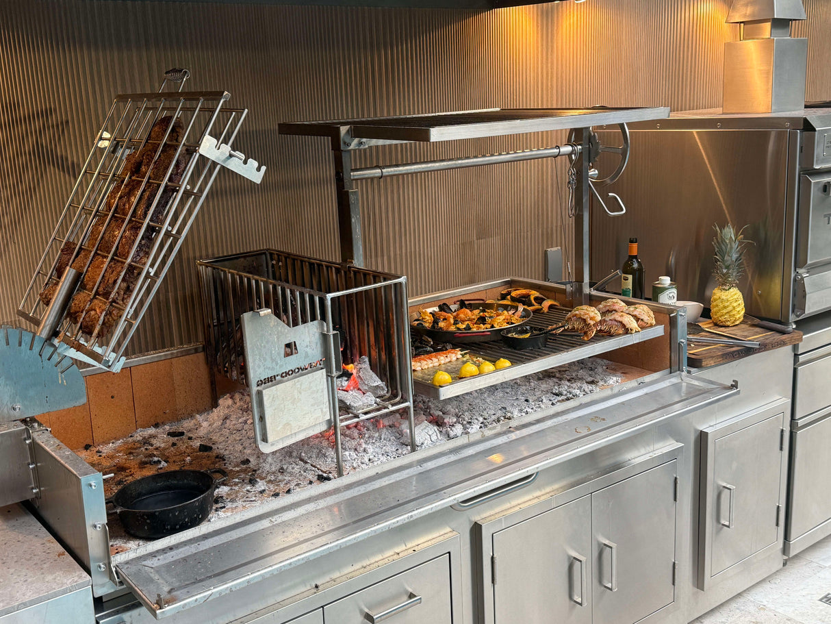 Tagwood BBQ Argentine Santa Maria Wood Fire & Charcoal Gaucho Grill | BBQ28SS