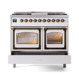 ILVE 40-Inch Nostalgie II Noblesse Natural Gas Dual Fuel Range with Triple Glass Door Oven in White with Bronze Trim (UND40FNMPWHB)