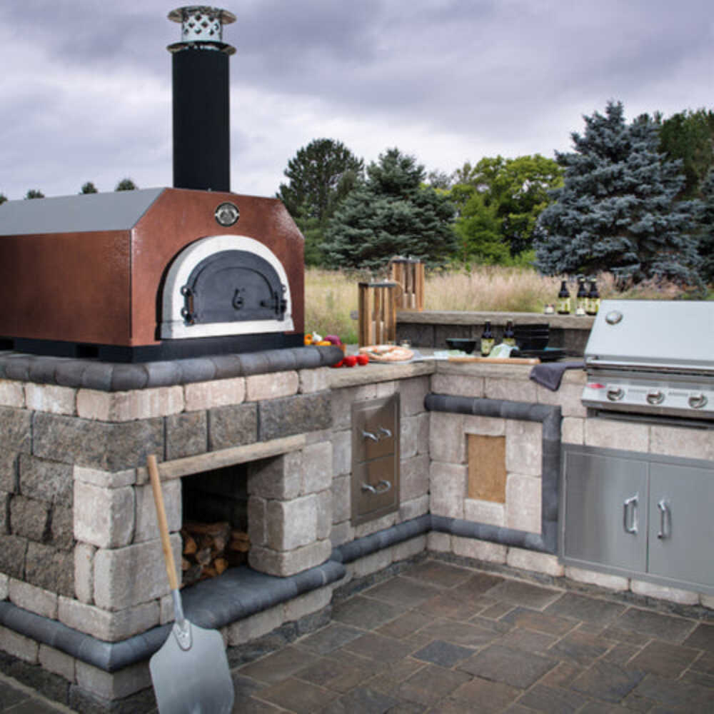 Chicago Brick Oven CBO-500 Countertop Wood Fired Pizza Oven With (27x22)" Heart Space [CBO-O-CT-500] (SAK75148)