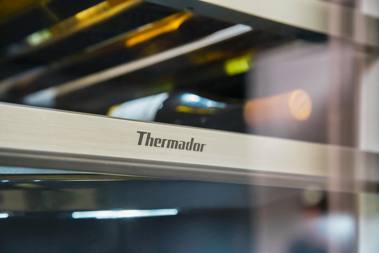 THERMADOR T18IW905SP Freedom® Built-in wine cooler 18'' Panel Ready Custom Panel Ready