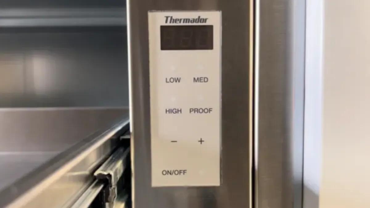 THERMADOR WD30WC WD30WC Warming Drawer 30'' in Stainless Steel