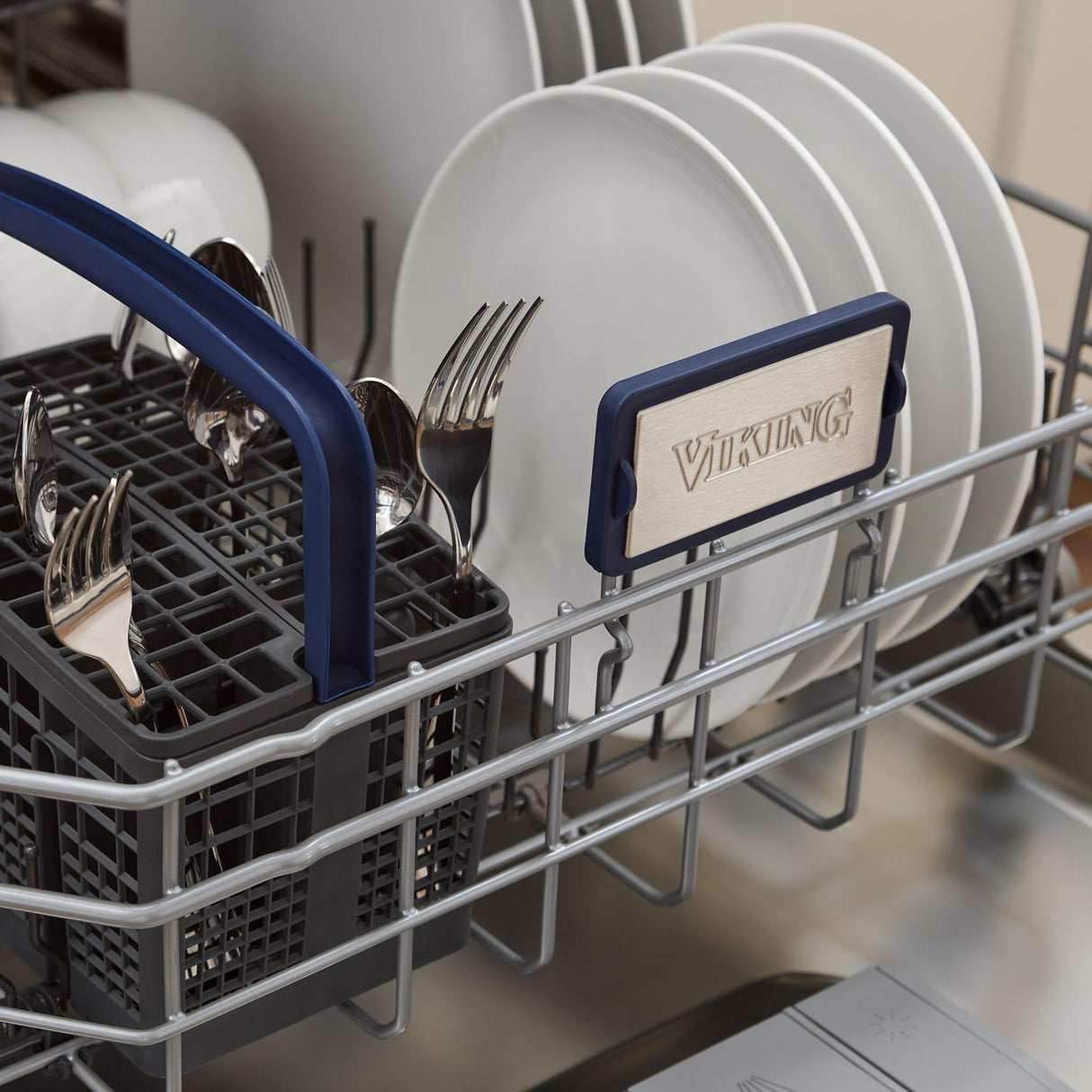 VIKING VDWU724SS 24" Dishwasher w/Installed Professional in Stainless Steel Panel - VDWU724SS in Stainless Steel