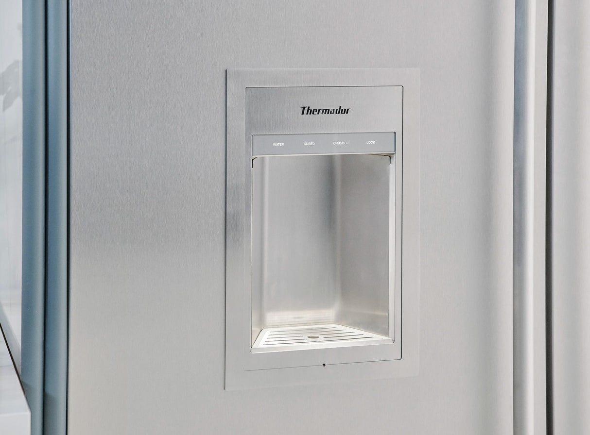 THERMADOR T18ID905LP Freedom® Built-in Freezer Column 18'' Panel Ready, External Ice & Water Dispenser, Left Hinge Custom Panel Ready
