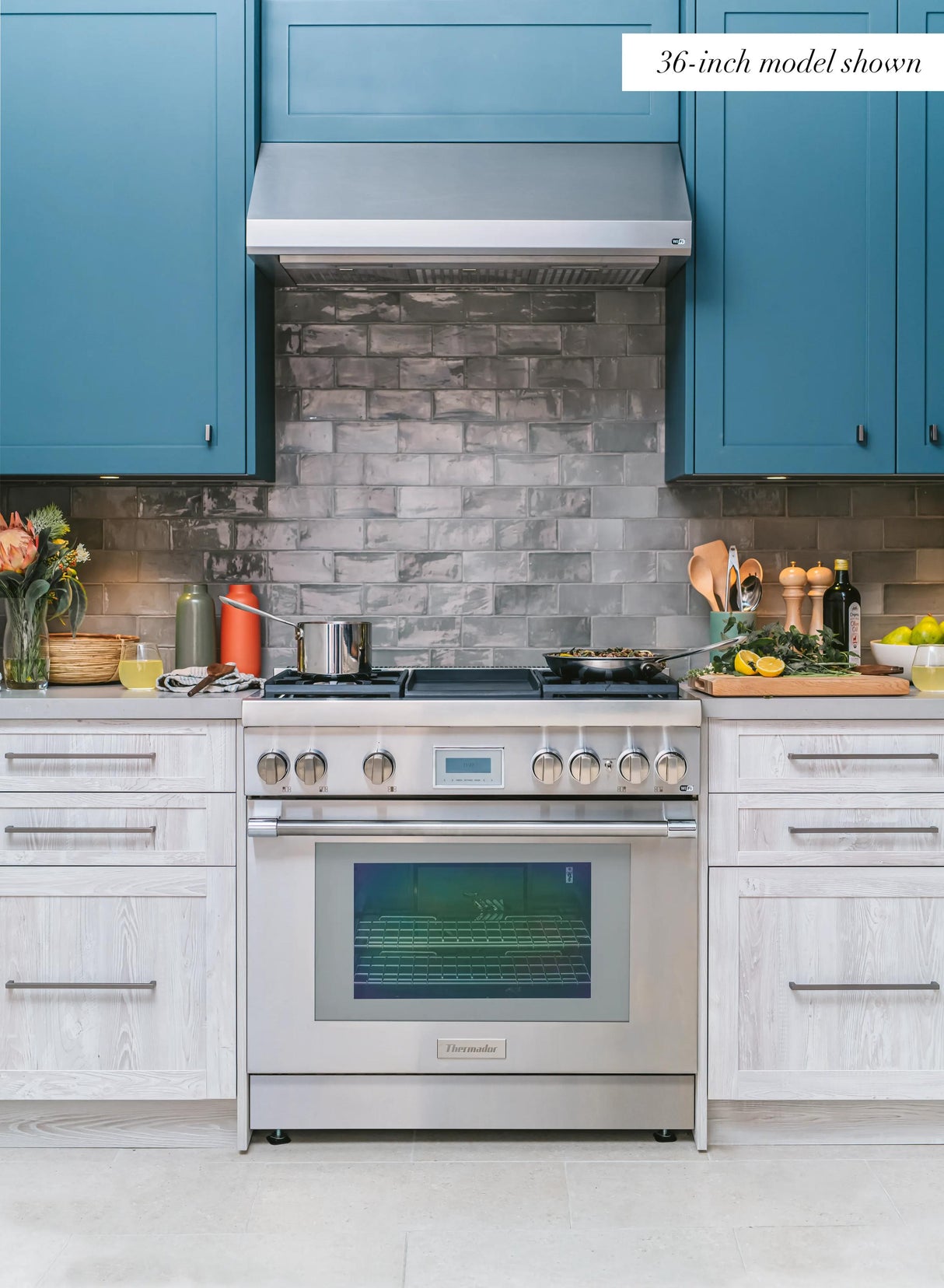 THERMADOR HMWB481WS Masterpiece® Custom Insert Hood 48'' in Stainless Steel