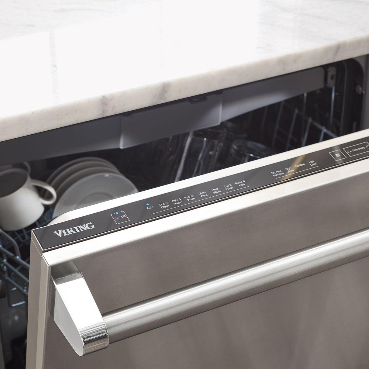 VIKING VDWU724SS 24" Dishwasher w/Installed Professional in Stainless Steel Panel - VDWU724SS in Stainless Steel