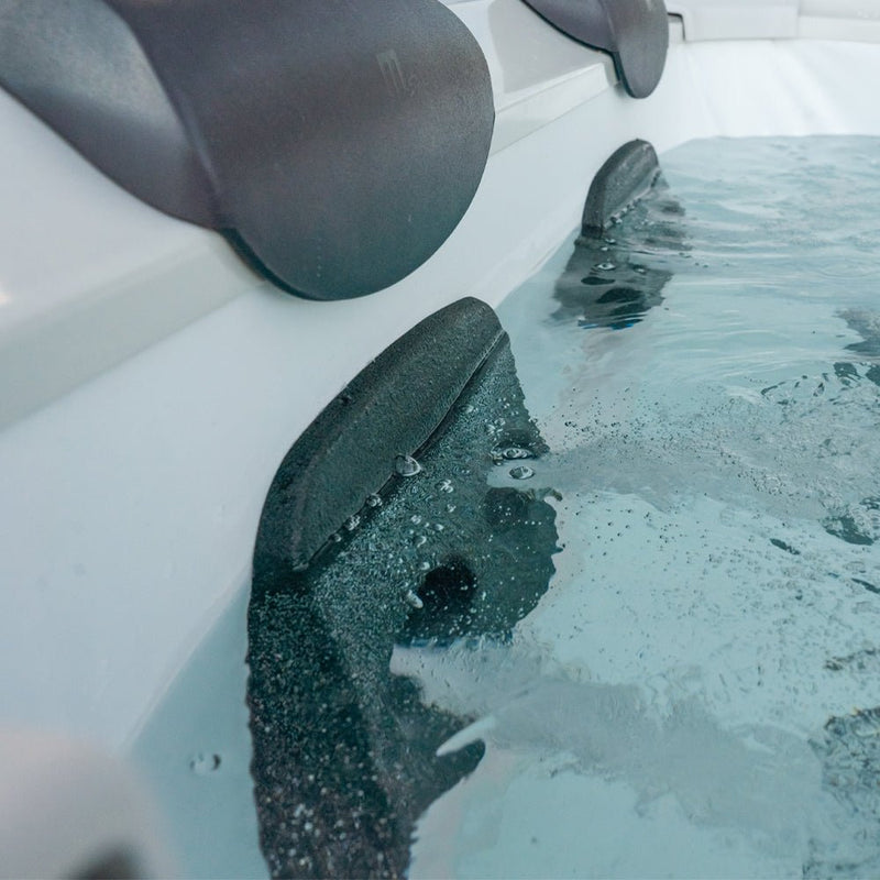 MSpa F-OS063W Oslo Supreme 6-Person Square Spa W/ LED Lights & Integrated App Control, 120 Jets (SAK93516)