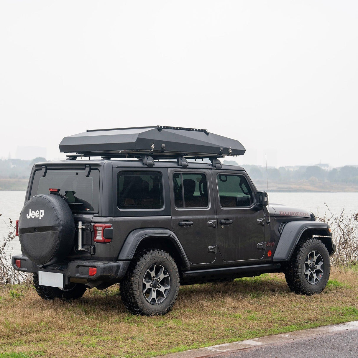 Naturnest Sirius 3 Clamshell Roof Top Tent