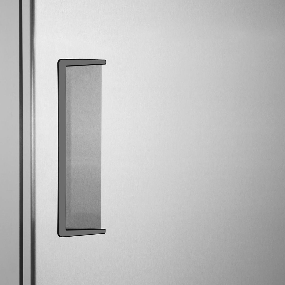 27"W Commercial Freezer 19 cu. ft. Single Solid Door Reach-In Freezer