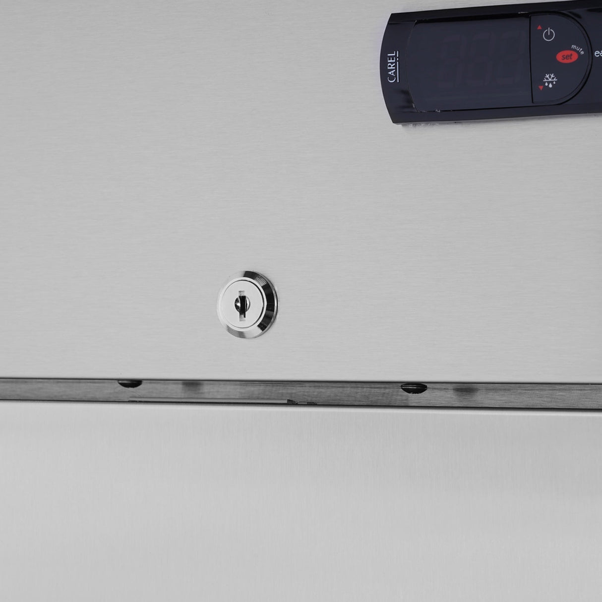 27"W Single Solid Door Reach-In Refrigerator 19 cu. ft. Commercial Refrigerator